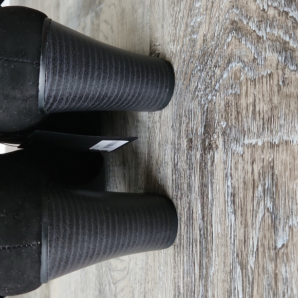 NWT ankle boots - Picture 4 of 5